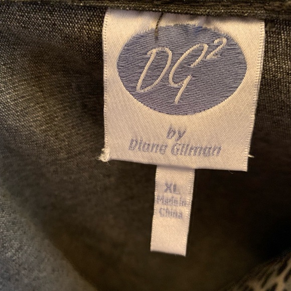 DG2 dark grey brass studded Women Vest. Size - Size XL. Pin came with vest. - Picture 6 of 6